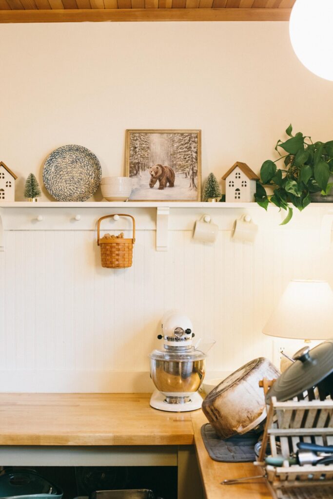 Image of an open shelf decorated for a Cottage Christmas